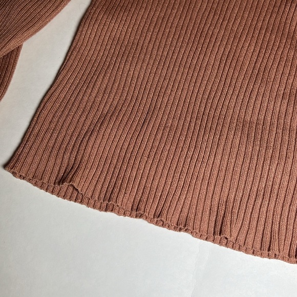 🟪Forever 21 M long sleeve blush pink off the shoulder ribbed top - Picture 3 of 5